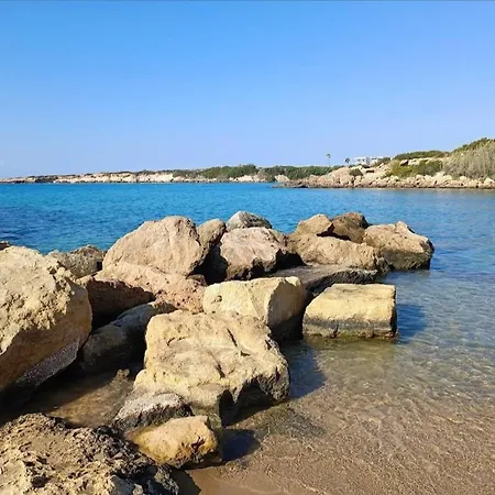 Blue Seaview Appartments * Πάφος